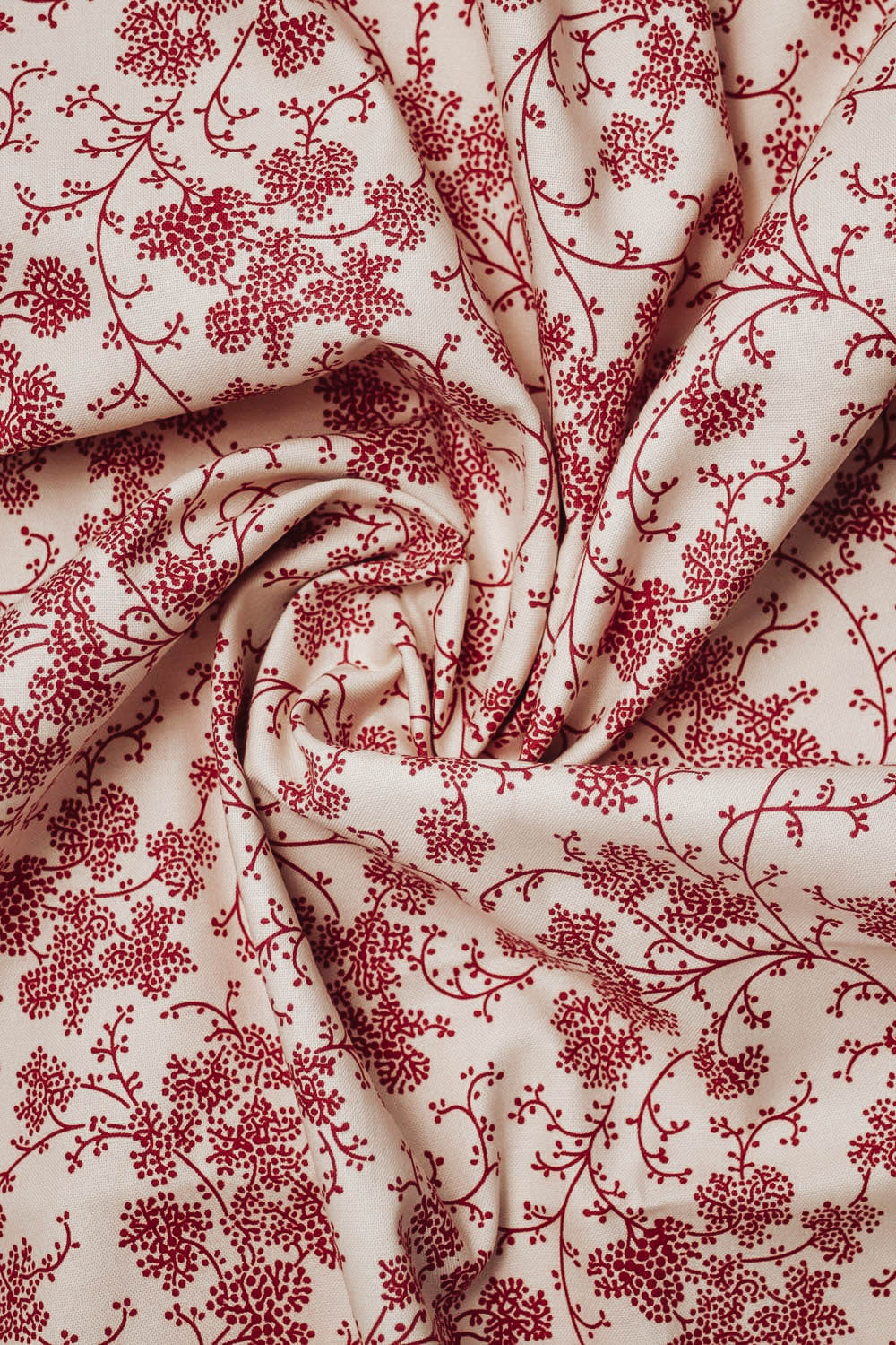 barbara-raggl-zirbenkissen-frida-dunkelrot-creme-IMG_8547-min