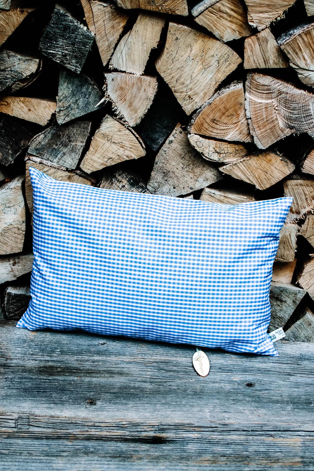 barbara-raggl-zirbenkissen-ludwig-blau-betthupferl-IMG_8124