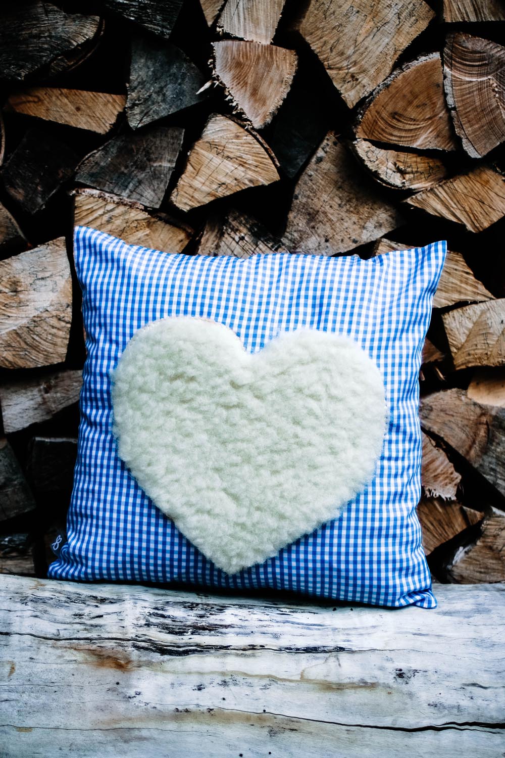 barbara-raggl-zirbenkissen-sissi-blau-30-IMG_8154